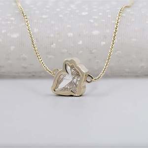 Collar con Colgante de Conejo con Diamantes en Oro Amarillo - Product Image 2