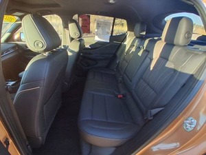 Auto Usado Confiable, Buick Envista Avenir 2025, SUV de 4 Puertas (1.2L 3 Cilindros Turbo 6A) - Product Image 5