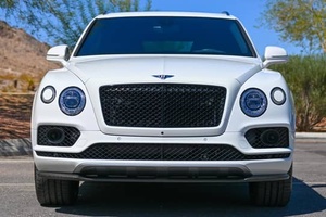 2018 Bentley Bentayga W12 Signature Edition listo para enviar - Product Image 1