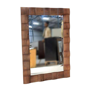 Diseño personalizado Mango de madera enmarcado espejo de pared fabricante nuevo diseño decoración de la pared espejo de madera proveedor - Product Image 2