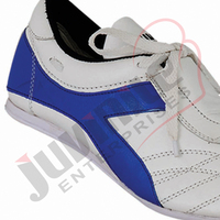 Chaussures d'entraînement de Taekwondo sur mesure, nouveau design personnalisé pour hommes et femmes, chaussures d'entraînement de Taekwondo et de Karaté en cuir fabriquées sur mesure