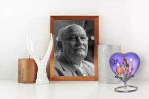 Urna de recuerdo de colibrí morado-Mini urna de cremación de corazón con soporte y caja premium-Urna de recuerdo pequeña-Honra a su ser querido - Product Image 3