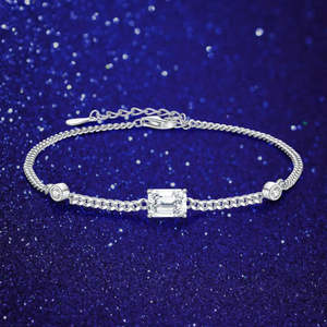 Bracelet ajustable en moissanite taille émeraude 1 carat pour femme - Product Image 6