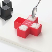 Fabriqué au Japon Gadget de cuisine unique et utile Facile Faites sortir Minecraft Onigiri Pop-Out! Bloc Onigiri Maker
