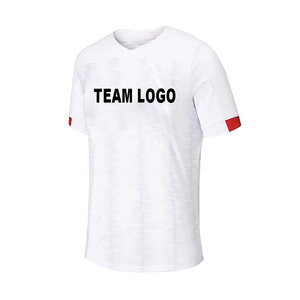 Conjuntos de entrenamiento de talla grande transpirables con camisetas de fútbol para hombre OEM y ODM al por mayor con diseños personalizados fabricados en Pakistán - Product Image 1