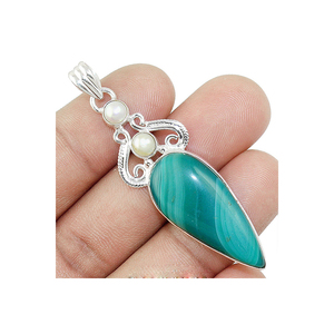 Venta al por mayor 925 plata esterlina colgante hecho a mano mejor precio bisel ajuste incrustaciones duradero estilo atemporal colgantes finos encantos - Product Image 1