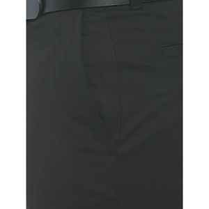 Para el clima cálido, estos pantalones deportivos para hombre ofrecen comodidad transpirable, movimiento flexible y un rendimiento confiable en el golf. - Product Image 5