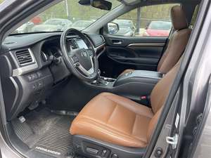 Toyota Highlander Limited 2018 / Disponible à la vente avec faible kilométrage, moteur essence, véhicule d'occasion en excellent état et sans accident. - Product Image 6