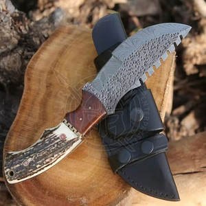 Traqueur en acier damas de haute qualité bricolage OEM personnalisé à la main couteau de chasse manche en bois de rose Logo utilisation extérieure multifonctionnelle - Product Image 2