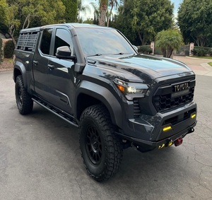 VOITURES D'OCCASION À VENDRE 2024 Tacoma Trailhunter DoubleCab - Product Image 1