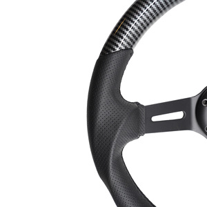 Volante sportivo Giau - in look carbonio e pelle - Product Image 2