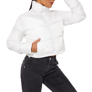 แจ็กเก็ตขนเป็ดแข็งแบบซิปตัวสั้นสำหรับผู้หญิงเสื้อครอปแบบมีซิปติดโลโก้ได้ตามต้องการและสวมใส่สบายในฤดูหนาว - Product Image 1