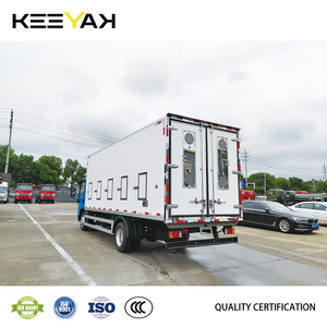 Camión Isuzu de 6 Ruedas <span class=keywords><strong>para</strong></span> Transporte de Pollitos <span class=keywords><strong>con</strong></span> <span class=keywords><strong>Jaula</strong></span> Reforzada, LHD/RHD, 130HP, Control Automático de Flujo de Aire - Product Image 5