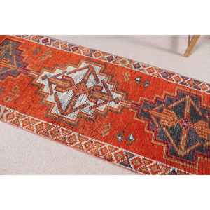 พรมตุรกีขนาด 2.7x10.4 ฟุต, พรมวินเทจแบบ Runner, พรมลายตารางสีแดงทำจากขนสัตว์ - Product Image 4