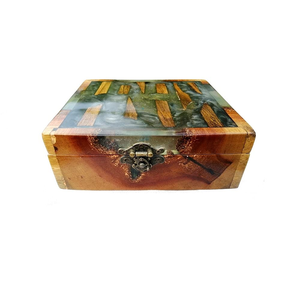 Top résine et bois bijoux présentoir fournisseurs personnalisé concepteur fabriqué à la main en résine époxy boîte en bois pour Noël décorer - Product Image 5
