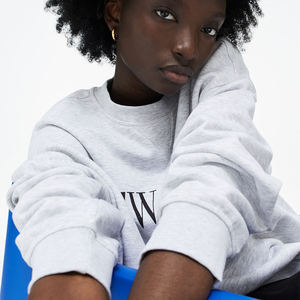 Sudaderas con capucha con estilo para mujer Jersey de manga larga suelto ligero para técnica de lavado ácido de invierno Precio al por mayor - Product Image 3