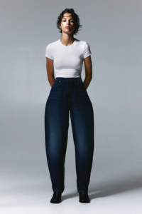 Pantalon baggy pour femmes de qualité supérieure bleu foncé en détresse personnalisé Denim ample équipé de jambes larges plat avant toile pour l'hiver - Product Image 2