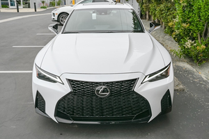 Lexus IS 500 F Sport 2023 - Product Image 3