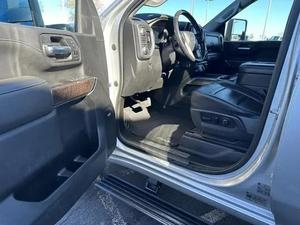 Camioneta GMC Sierra 2500 Turbo 2021 con Volante a la Izquierda, Interior Oscuro, Techo Panorámico, Automática, Cámara Trasera de 360° - Product Image 5