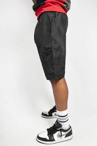 Conjunto personalizado de sudaderas con capucha y pantalones cortos para hombre, proveedor OEM, trajes ligeros y cómodos de verano para la moda urbana - Product Image 6