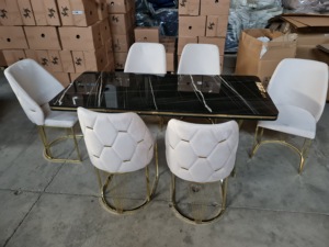 Ensemble de salle à manger moderne convertible 6 pièces avec table en MDF noir, chaises rembourrées blanches, structure dorée - Product Image 3