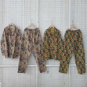 ชุดนอนผ้าฝ้ายลายบล็อกสำหรับเด็กชุดนอนมีกระดุมแบบติดกระดุมและกางเกงเอวยางยืดสำหรับเด็ก - Product Image 6