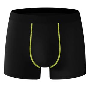 Shorts de sport de compression pour hommes de qualité supérieure, vente en gros personnalisée, shorts de sport actifs, respirants, pour la course à pied - Product Image 1