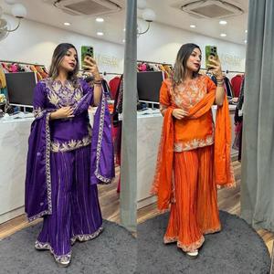 Robe Sharara en Soie Chinon Pure et Lourde, Broderie de Sequins et Motifs en Relief, Tendance Exclusive pour Mariages et Soirées Féminines - Product Image 5