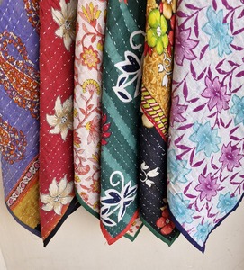 Ensemble de serviettes Kantha Vintage faites à la main Design de thé floral coloré Boucle de suspension assortie en coton doux pour torchon de cuisine - Product Image 4