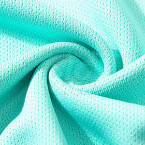 Camisetas y Pantalones Cortos de Fútbol Profesional Hechos de Material Duradero Diseñados para Máxima Comodidad y Rendimiento en el Campo - Product Image 3