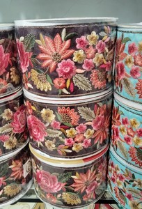 Cordones de trabajo de hilo bordados hechos a medida con opción de un solo color en diseño de borde de lentejuelas de gran tamaño en 2,5 pulgadas de ancho - Product Image 4