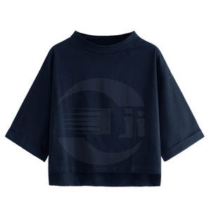 Camiseta corta de mujer de alta calidad Color sólido con diseño de logotipo personalizado - Product Image 1