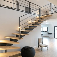 Escalier en colimaçon flottant incurvé moderne Anewson, personnalisé, en bois massif et métal, pour usage intérieur en villa - Design écologique