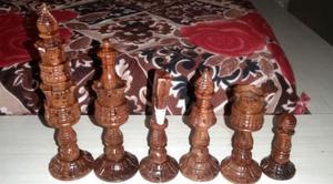 Pièces d'échecs en bois faites à la main faites à la main naturelles prix de gros très exigeantes pions d'échecs en bois de tournoi fabriqués en bois - Product Image 4