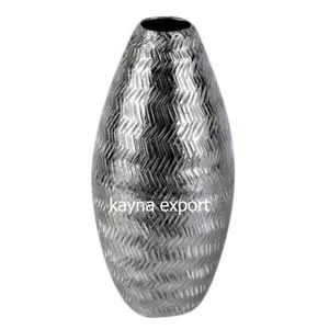 Jarrón de Flores de Aluminio Hecho a Mano, Estilo Art Deco Clásico, Pulido, Brillante, de Lujo, Hecho a Medida, Acabado Único, Día del Padre, Precios al por Mayor - Product Image 2