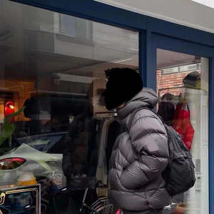 Nouvel arrivage Vente en gros de vestes en duvet de grande taille imperméables de haute qualité pour hommes avec capuche blanche en stock Prix de vente entier - Product Image 5