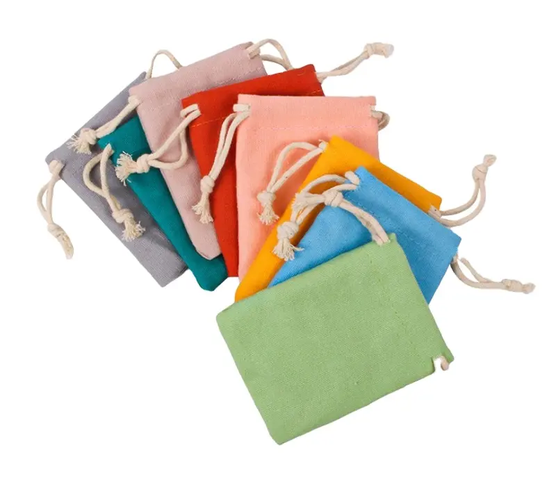 حقيبة موسلين ملونة صغيرة ترويجية صغيرة بشعار مخصص حقيبة قطنية برباط شنطة هدايا