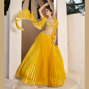 Lehenga jaune nouvellement lancé avec travail de broderie à la main en miroir pour la célébration culturelle et l'approvisionnement de mariage de l'Inde en gros - Product Image 1