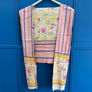 Jamawar Chiffon Fabric - Elegant AARI Stitched Suits Jamawar Chiffon Fabric - Elegant AARI Stitched Suits