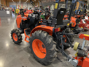 Venta al por Mayor de Mini Tractor Kubota B2-231 HDW 4x4 de 23 HP, Tractor Utilitario Agrícola Diésel de 3 Cilindros - Product Image 4