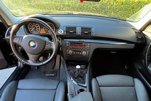 BMW 135i Coupé d'occasion 2009 (conduite à gauche/droite) - Product Image 3