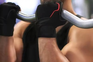 ถุงมือออกกำลังกายแบบปรับแต่งได้คุณภาพสูงลดกระหน่ำทนทานสำหรับใช้งานกลางแจ้งดีไซน์วัสดุสดใหม่ - Product Image 4