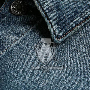 Chaquetas de Mezclilla Transpirables de Lona 100% Algodón para Hombre, Tallas Grandes, con Logotipo Frontal, Resistentes al Viento, Hechas en Pakistán - Product Image 4