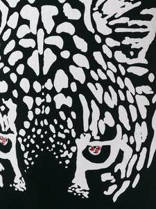 Camiseta de diseñador de 100% algodón con logotipo personalizado para hombre, ropa de hombre de talla grande de punto liso, logotipo frontal, peso de tela de 200 gramos - Product Image 5