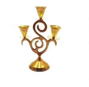 เชิงเทียนทองเหลืองทำมือสุดหรูสำหรับตกแต่งบ้านในราคาที่ดีที่สุดจากอินเดีย - Product Image 1