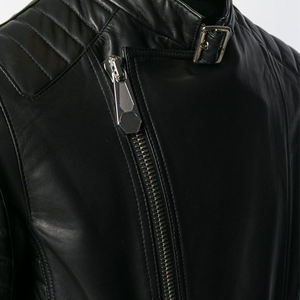 Nouvelle arrivée : Blouson moto en cuir noir, col montant, fermeture éclair, style moto, coupe ajustée, pour l'automne, longueur standard, couleur unie - Product Image 4