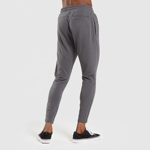 Vente en gros de vêtements de sport brodés décontractés personnalisés Pantalon de jogging à cordon Vêtements de sport pour hommes avec tissu multicolore - Product Image 4