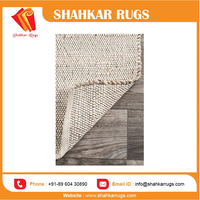 Tapis moderne de haute qualité en jute naturelle, fabriqué à la machine, écologique, à motif chevron, à poils longs, couleur et taille personnalisables, vente en gros