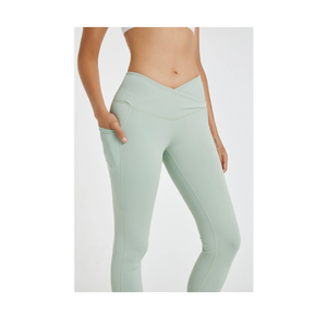 Leggings de yoga para gimnasio sin costuras con logotipo personalizado para mujer Pantalones de ropa de entrenamiento personalizados para fitness y yoga - Product Image 5