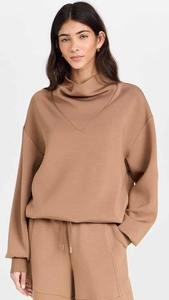 Sweatshirts tendance pour femmes avec matériau anti-boulochage pull décontracté moderne tissu léger et doux pour les tenues de tous les jours - Product Image 6
